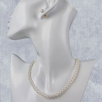 delicate little pearl necklace